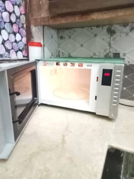 Dawlance Microwave Oven For Sale 1