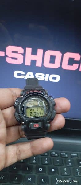 Casio G-shock DW-8800 Digital 1443 2
