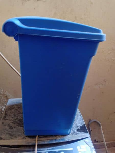 commerical dustbin for sae 1