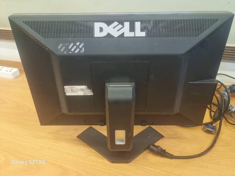 19 inches Dell LED 1