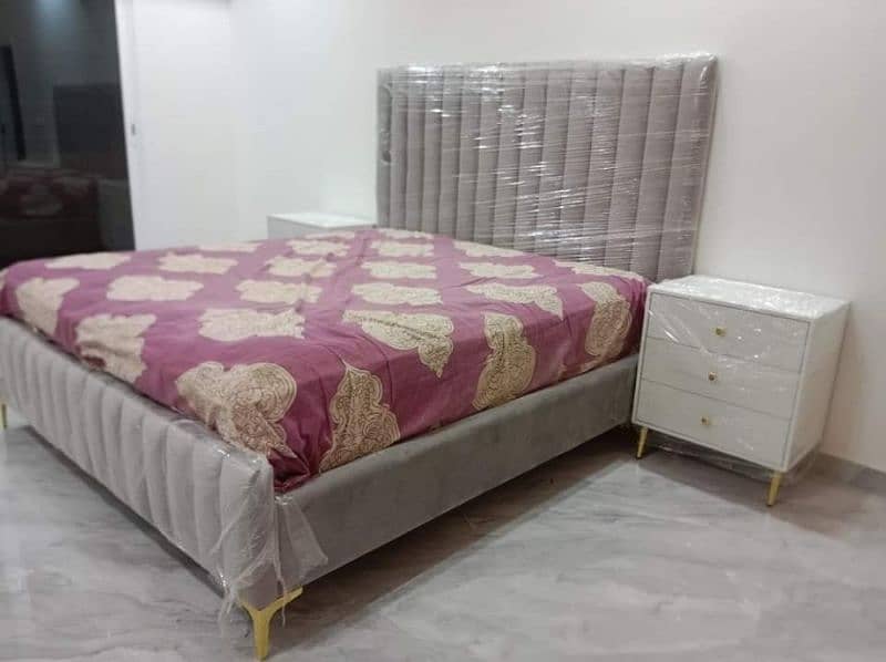 Double bed / Bed set / Furniture / King size bed / Wooden bed 2