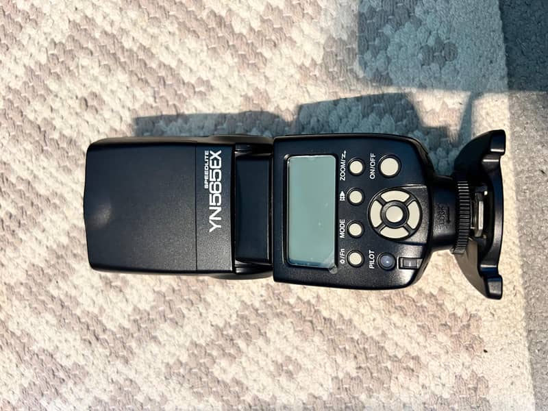 Canon EOS 70D with 3 Lens and Flash Gun excellent condition 2