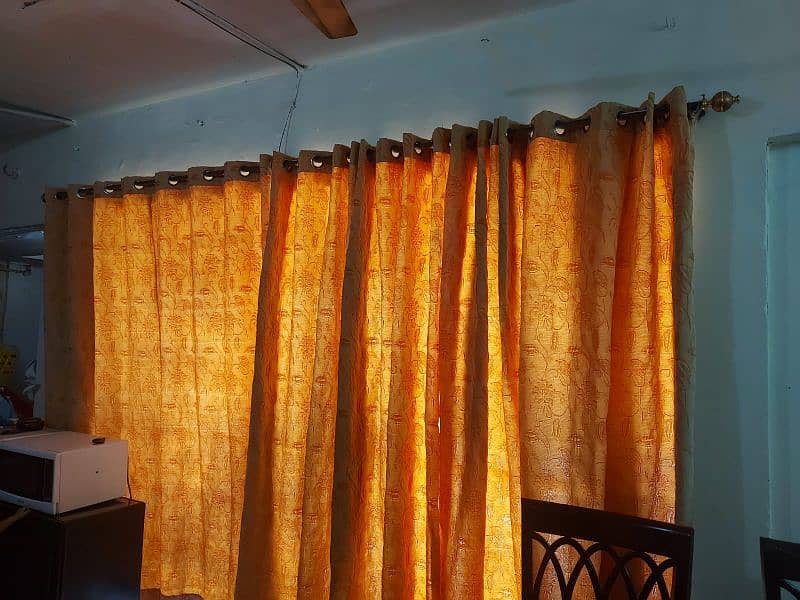Curtains (3 matching Pieces) for sale 0