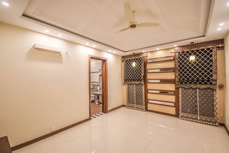 Brand new 1 Kanal Upper Portion Available for Rent in DHA Phase 8 Ex Air Avenue 12