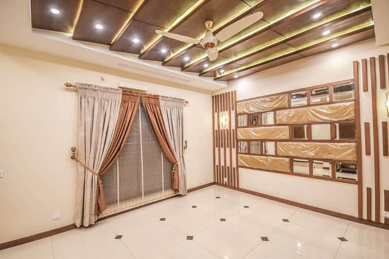 Brand new 1 Kanal Upper Portion Available for Rent in DHA Phase 8 Ex Air Avenue 16