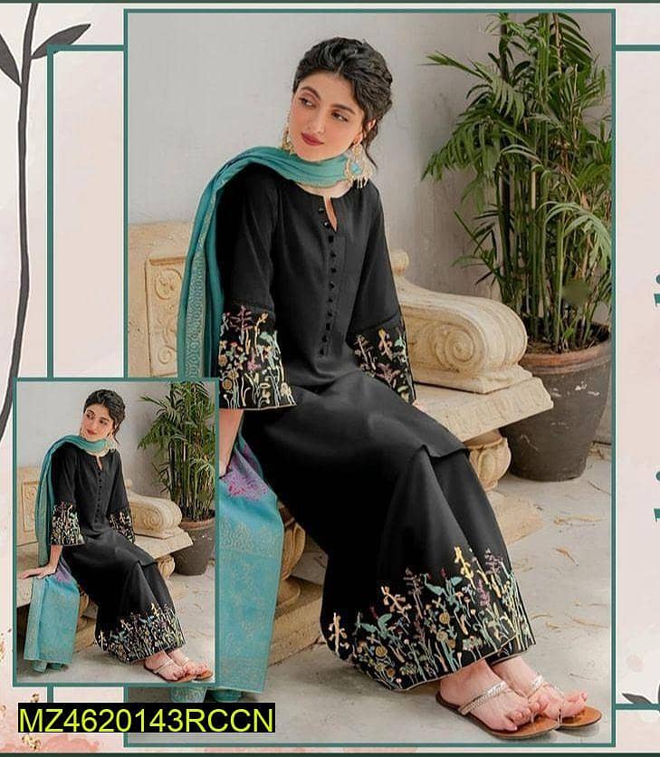 3 pc womens unstiched lawn suits /Embroidered lawn suits for sale 2