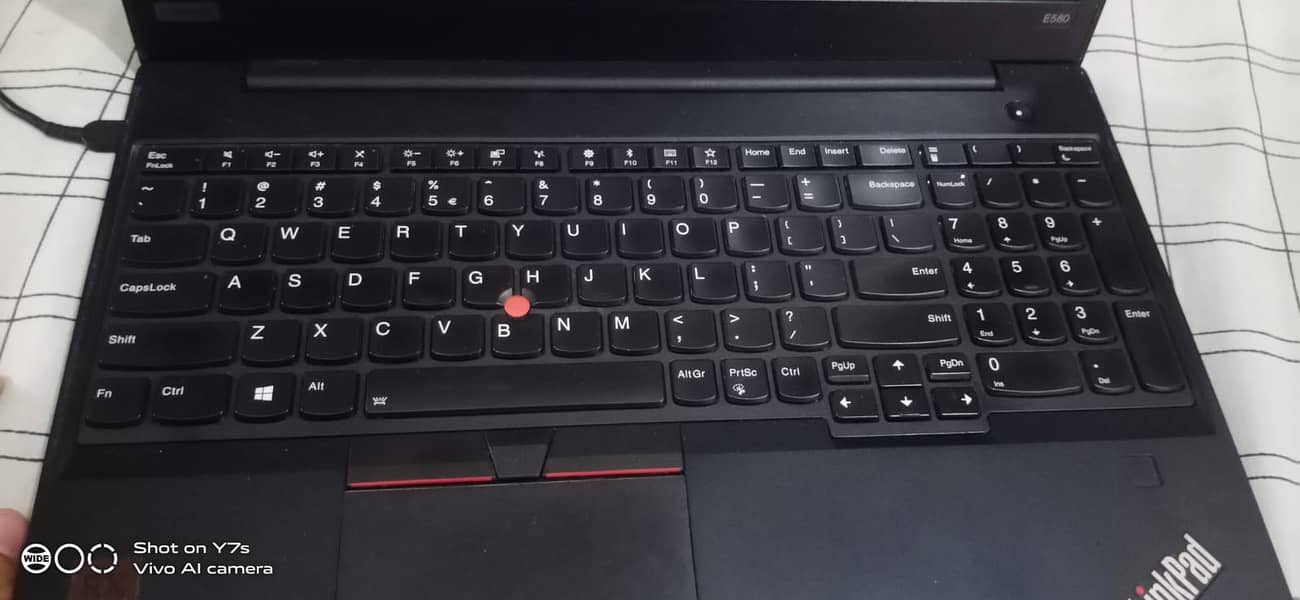 Lenovo ThinkPad E580 Core i5 8th Gen Laptop 3