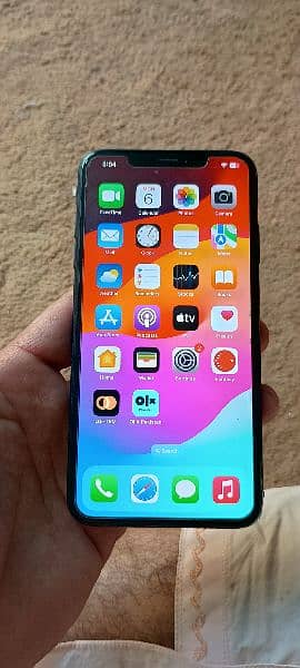 IPhone XS Max 256 GB | Non PTA | With Complete Box 4