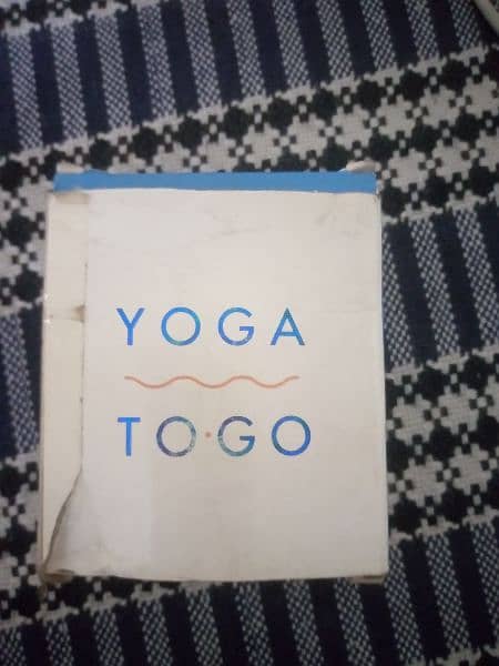 yoga pocket book with cards and yoga belts three in one 0