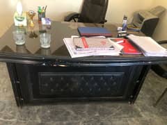 office table ( 2.5×4 ft) 3 piece