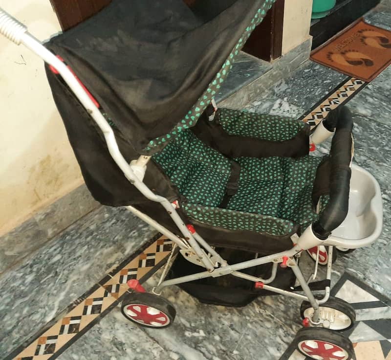 Imported Baby Pram (6 Wheels) 5