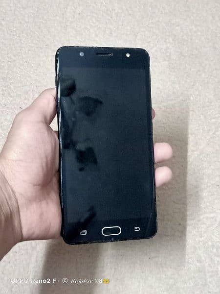 Samsung j7 max 4/32 in working condition 0