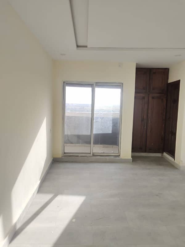 2000 Square Feet Flat In E-11 Is Available For rent 1