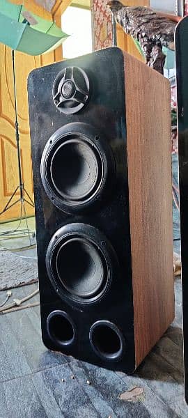 home bass speaker with amplifier 1