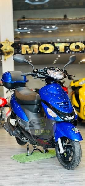 KING SCOOTY 50cc 80cc GIRLS BOYS MALE FEMALE LADIES UNITED HONDA