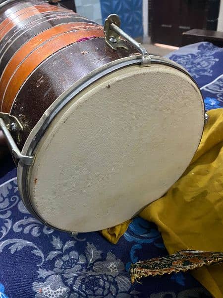 Dholak 1 month used only 1