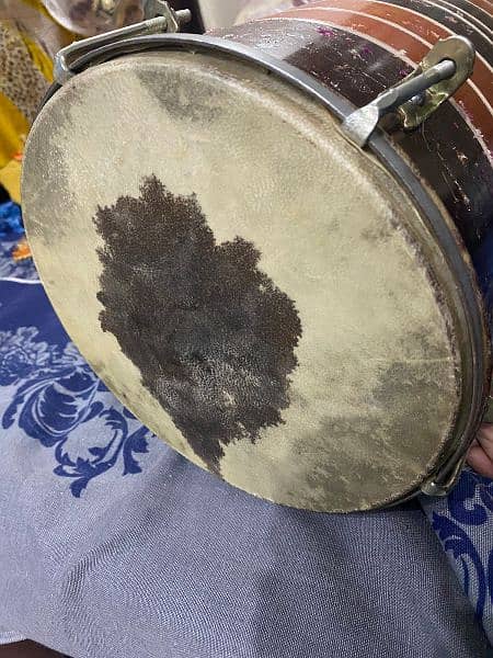 Dholak 1 month used only 2