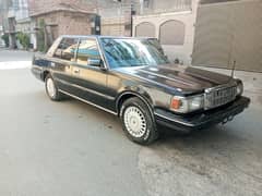 Toyota Crown 1985