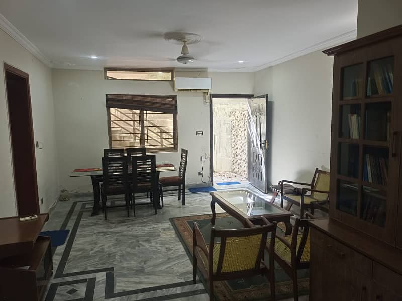 FURNISHED FLAT AVAILABLE FOR RENT IN BANI GALA 1