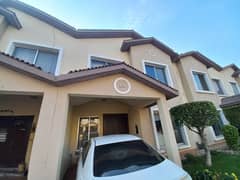 Beautiful 6.1 Marla Used House in Bahria Town Lahore
