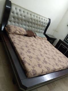 king size bed without mattress, 2 side tables & dressing table only