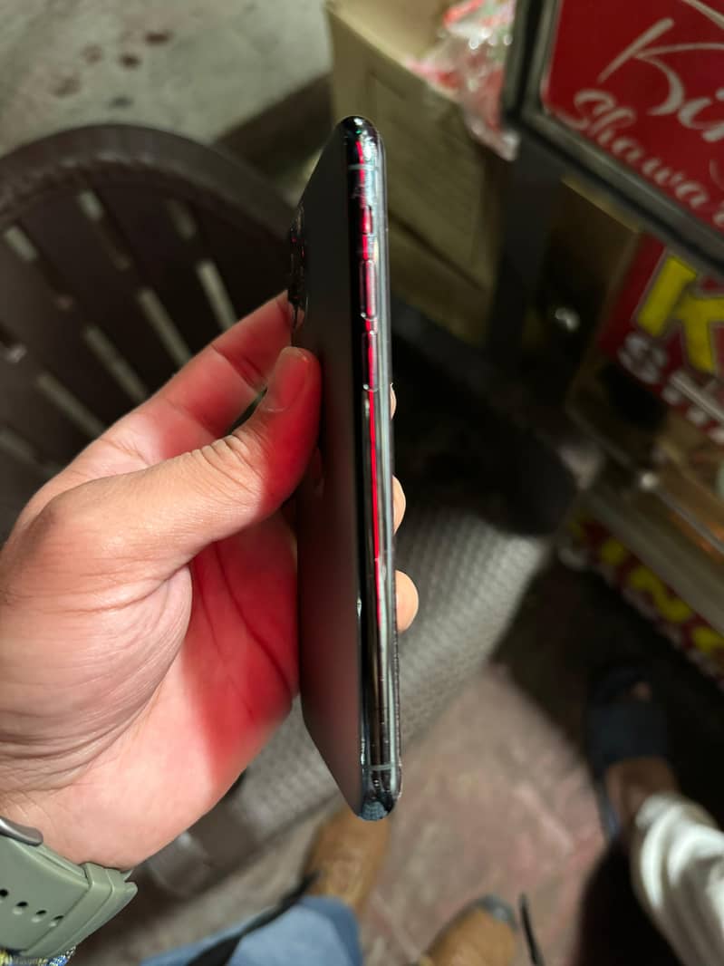 Iphone 11 Pro 64 GB PTA approved 2