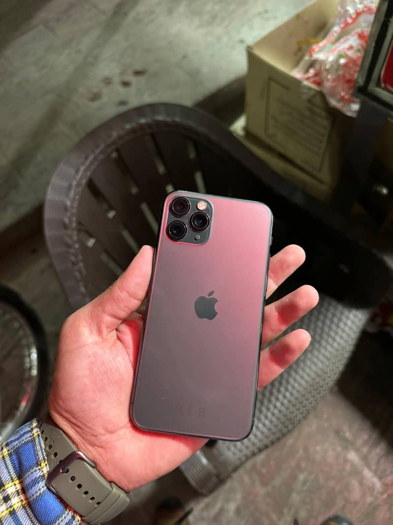 Iphone 11 Pro 64 GB PTA approved 7