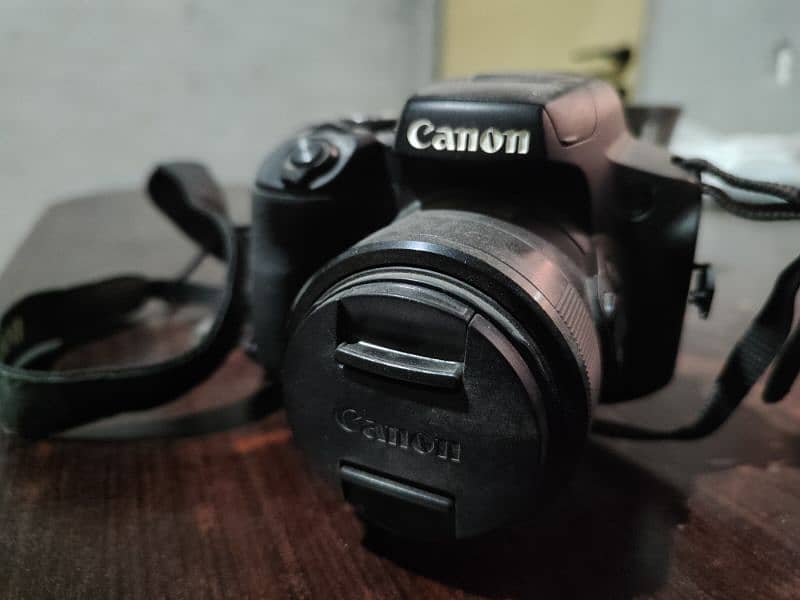 Canon PowerShot SX 70 HX 3