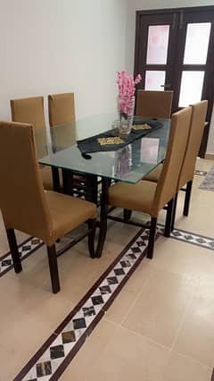 6 Seater Dinning table