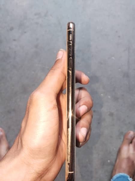 iphone xsmax 256 NON PTA 7