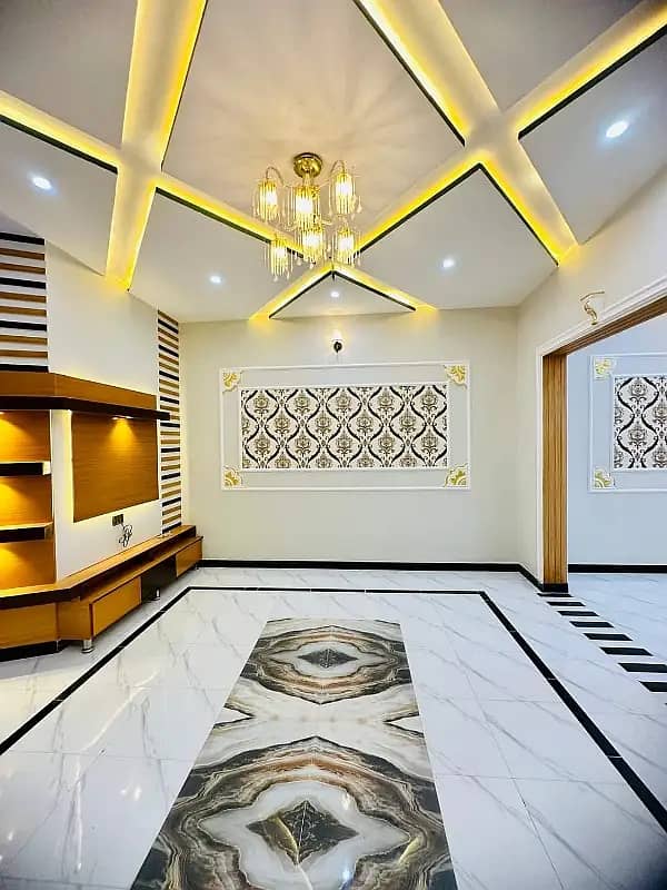 Newly Constructed Portion for Sale in Gulshan-e-Iqbal 13D/2 | 3 Bed DD 8