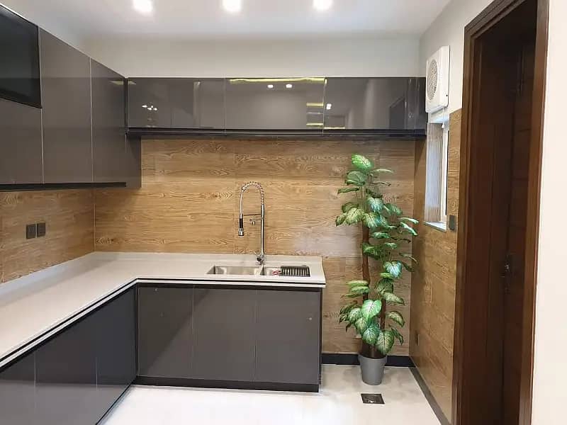 Newly Constructed Portion for Sale in Gulshan-e-Iqbal 13D/2 | 3 Bed DD 13
