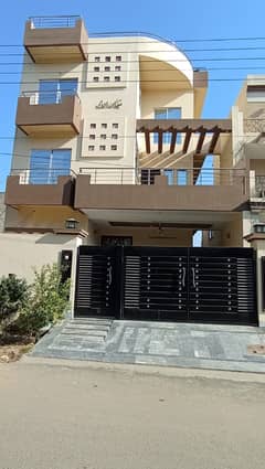 10 Marla Used House Available For Sale In Canal Gardens Block H