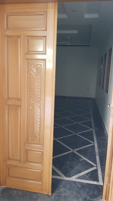 HOUSE AVAILABLE FOR RENT IN BANIGALA 13