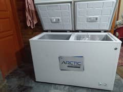 deep freezer for sel very good condition