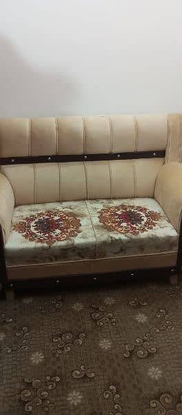 six seater sofa 0