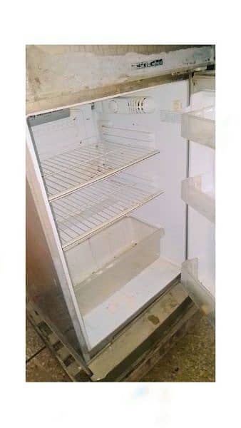 used fridge for sell 3