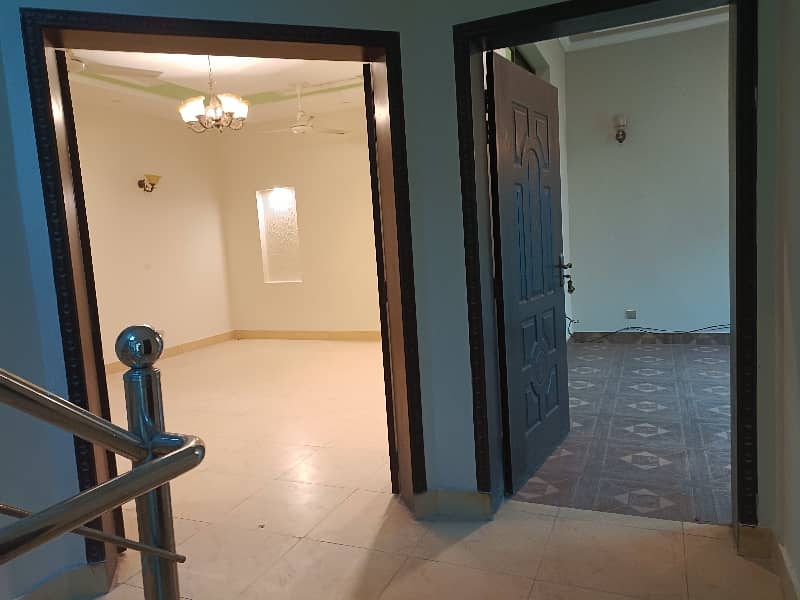 10 MARLA FIRST FLOOR PORTION FOR RENT 3