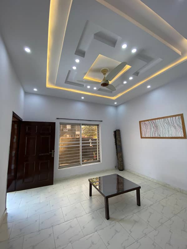 10 Marla House For Sale In Overseas Extension B Bahria Town 7