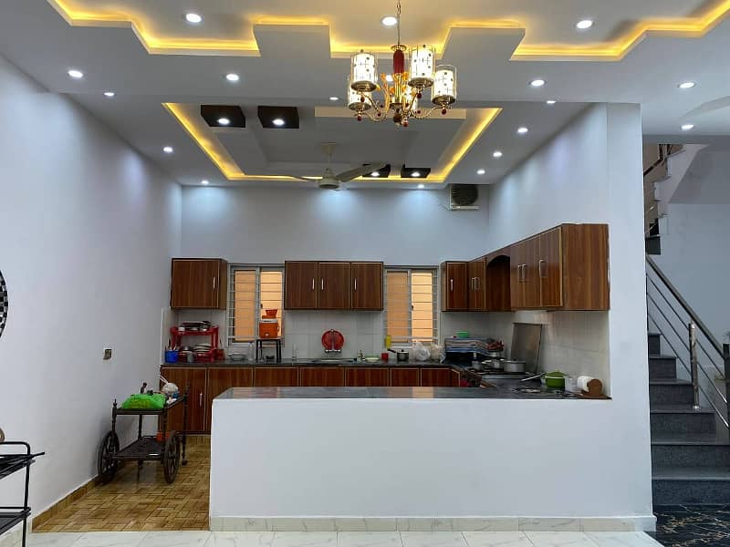 10 Marla House For Sale In Overseas Extension B Bahria Town 23