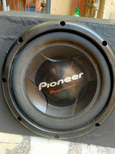 woofer and amplifier is up for sale 1