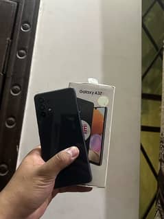 Samsung A32 (with box and Charger)