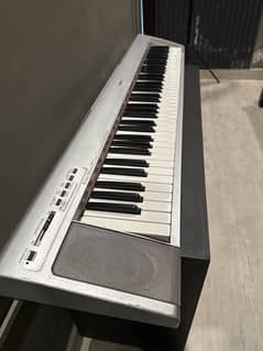 Yamaha NP-30S 76 Key Piano Keyboard 0