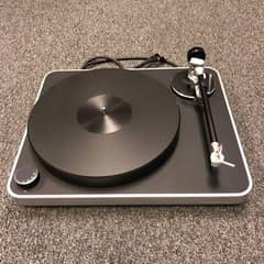 Clearaudio concept turntable