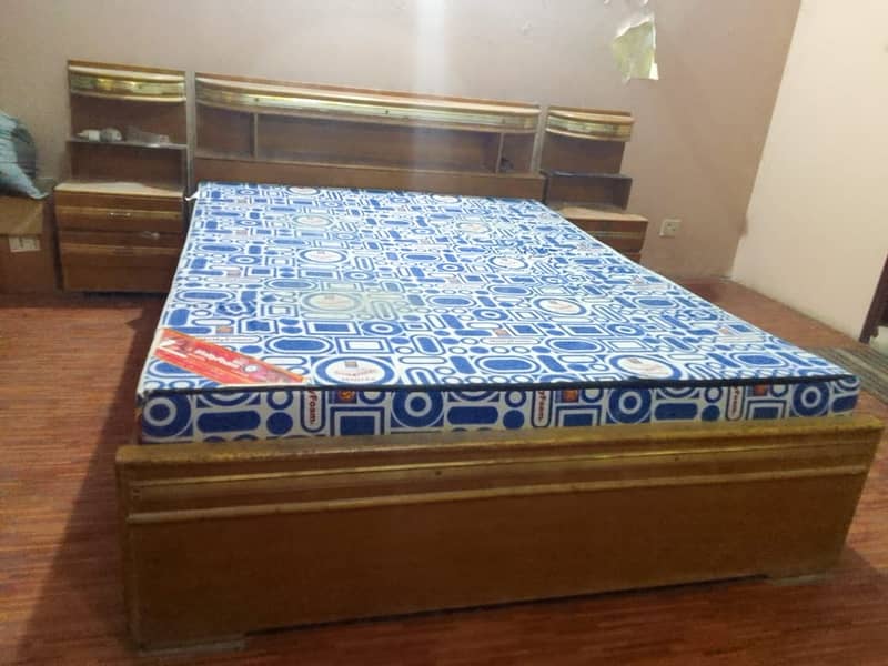 Good Condition Bed Set 1
