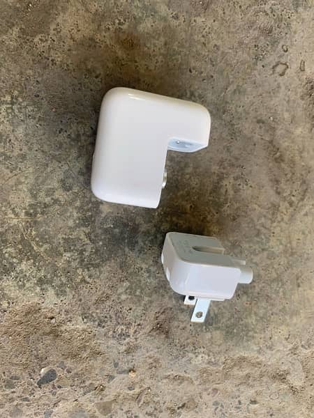 Works 2 x Apple 12W USB Power Adapter Genuine OEM Wall Charger 2
