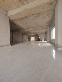 COMMERCIAL NEAT N CLEAN GROUND FLOOR HALL WITH MASSIVE PARKING AREA