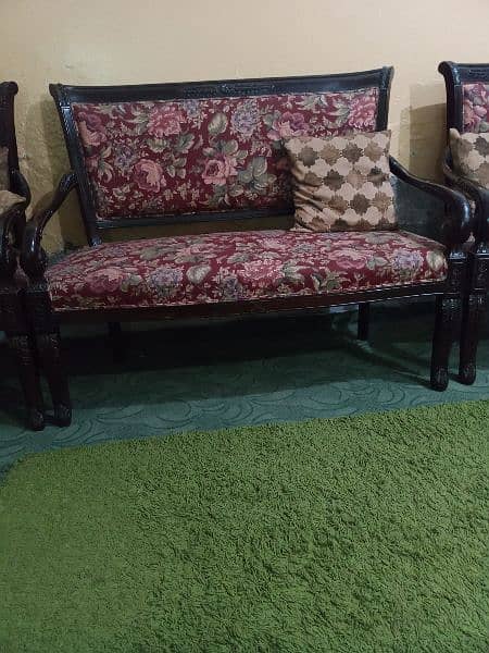 5 seater bedroom/ Lounge wooden sofa chairs set 11