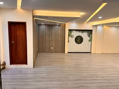 Area 1100 Square Feet commercial Office For Rent On Gulberg 3 Lahore