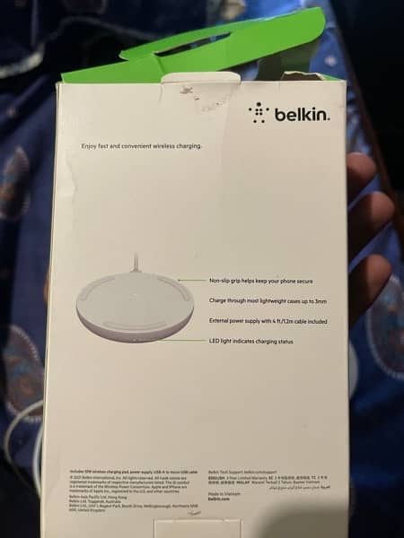 belkin Wireless charging pad 10W for Iphones and Android 2